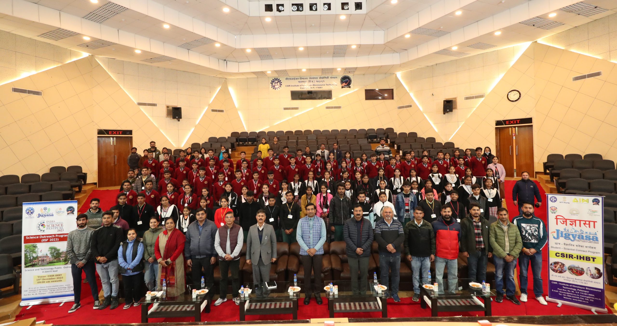 सीएसआईआर-आईएचबीटी में 9वां भारतीय अंतर्राष्ट्रीय विज्ञान उत्सव कर्टेन रेज़र का आयोजन